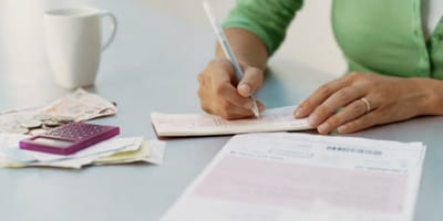 Unpacking the Financial Lifestyle of 10-10-80